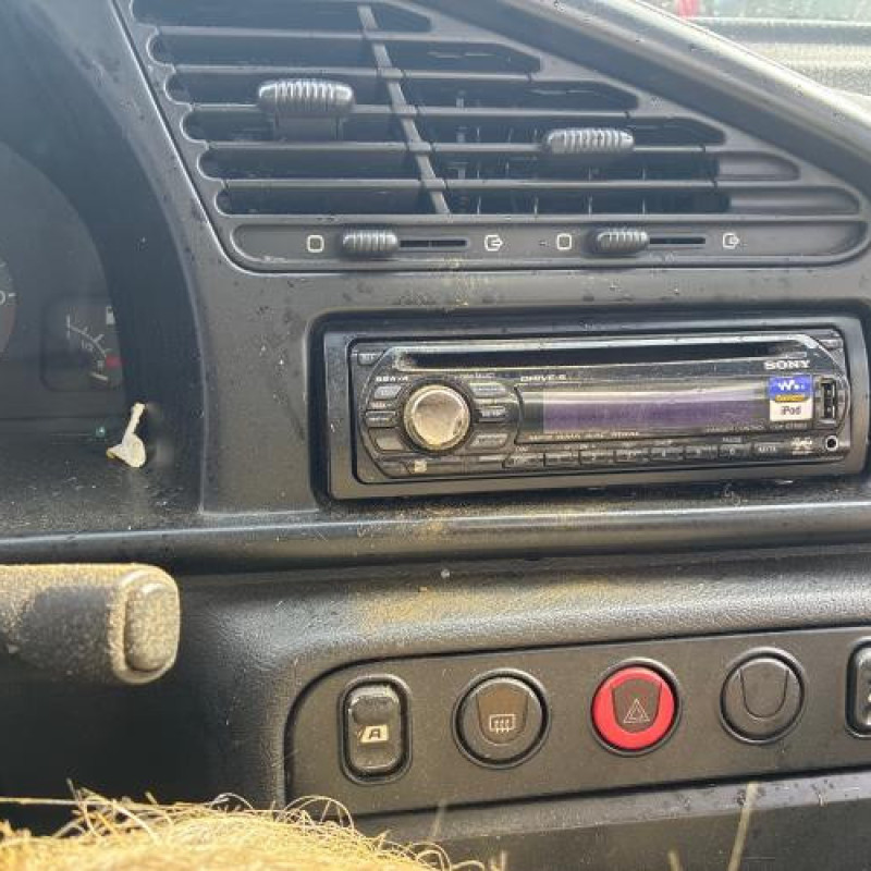 Poignee porte avant gauche PEUGEOT PARTNER 1 Photo n°19