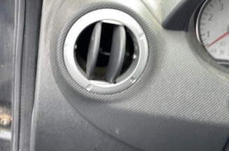 Poignee porte arriere droit DACIA SANDERO 1