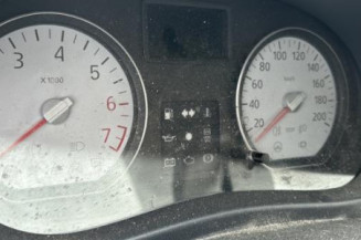 Poignee porte avant droit DACIA SANDERO 1