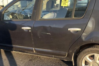 Poignee porte avant droit DACIA SANDERO 1