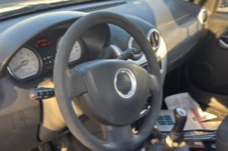 Poignee porte avant droit DACIA SANDERO 1