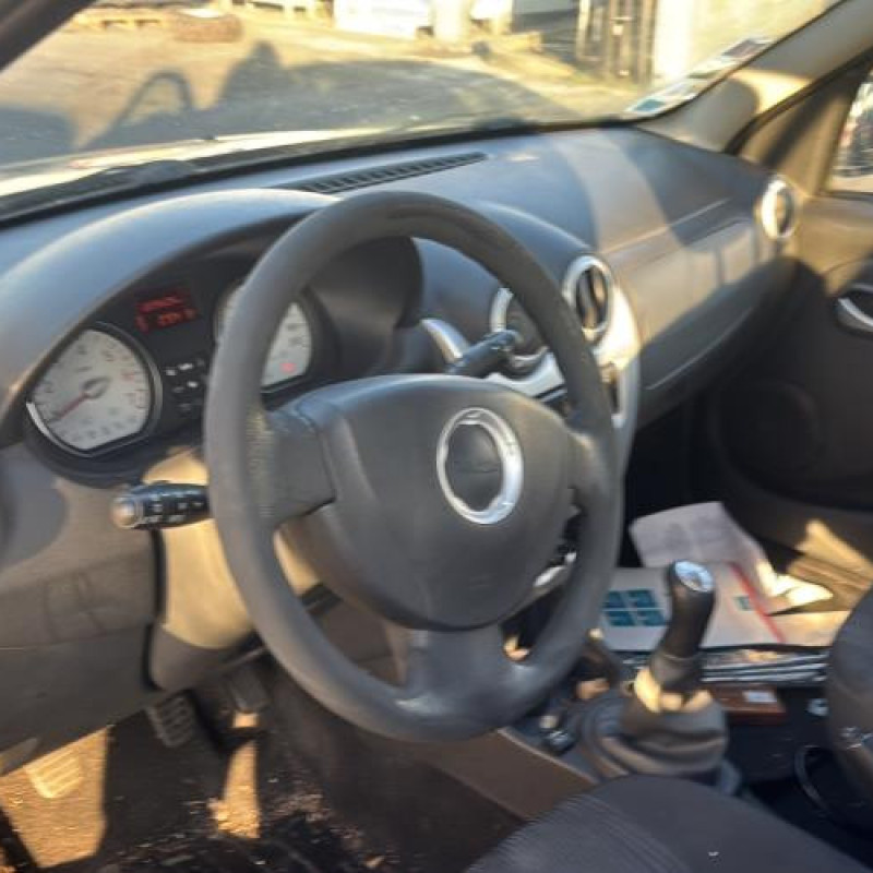 Poignee porte avant droit DACIA SANDERO 1 Photo n°14