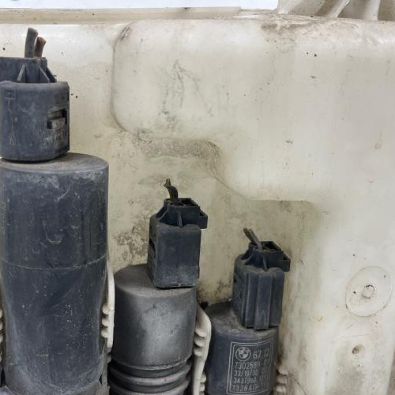 Vase de lave glace BMW SERIE 5 E61 Photo n°3