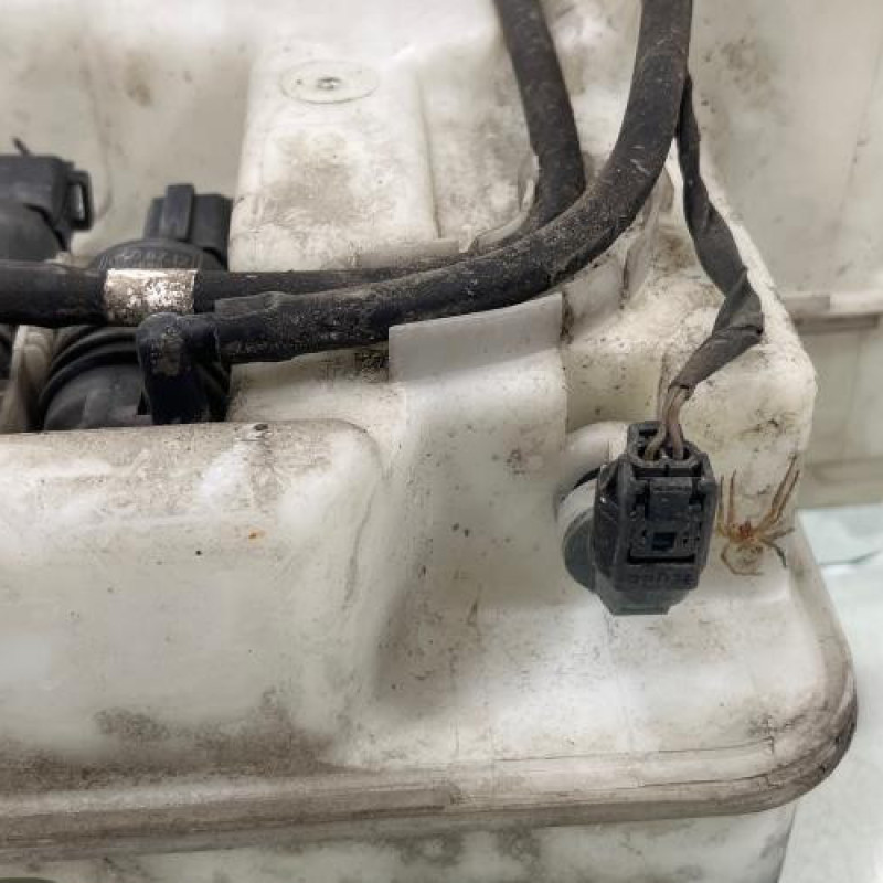 Vase de lave glace BMW SERIE 5 E61 Photo n°4