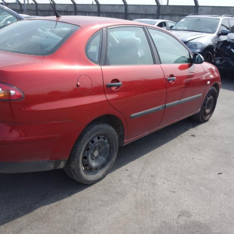 Ceinture arriere gauche SEAT CORDOBA 2 Photo n°3