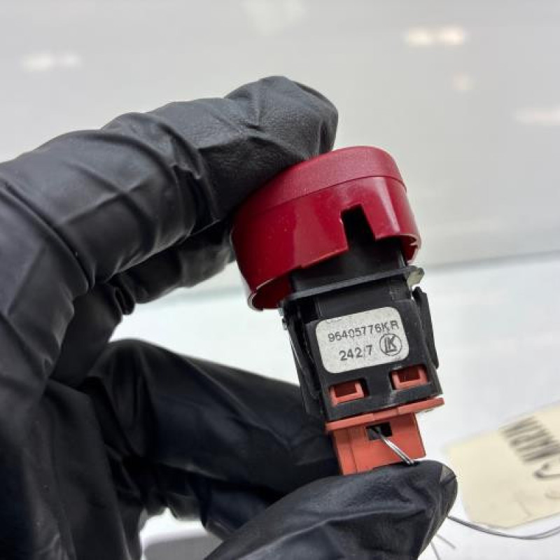 Bouton de warning PEUGEOT EXPERT 2 Photo n°3