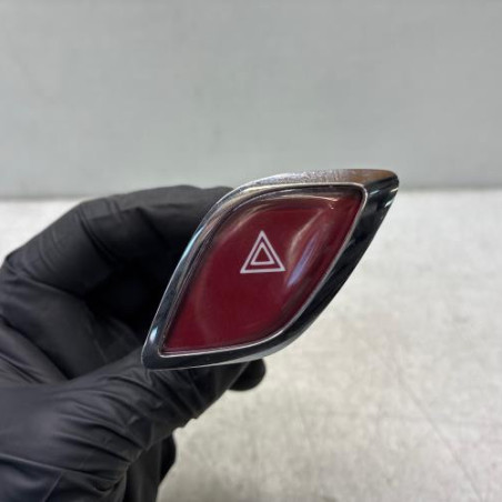 Bouton de warning CITROEN DS3 Photo n°1