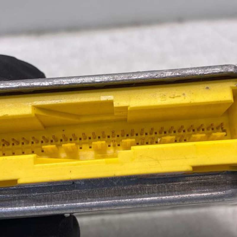 Boitier air bag RENAULT CLIO 2 Photo n°4