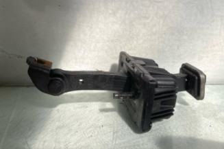 Arret de porte avant gauche PEUGEOT 407 Photo n°1