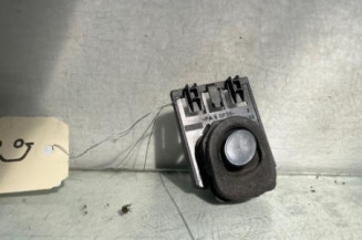 Bouton de coffre PEUGEOT 407 Photo n°1