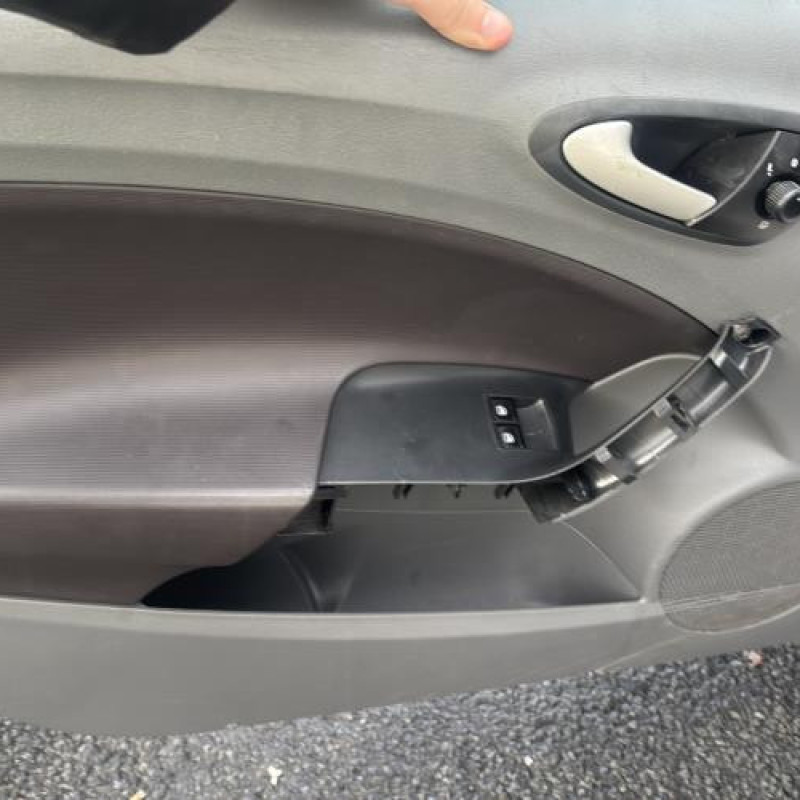 Bras essuie glace arriere SEAT IBIZA 4 Photo n°13