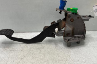 Pedale d'embrayage RENAULT CLIO 3 Photo n°1