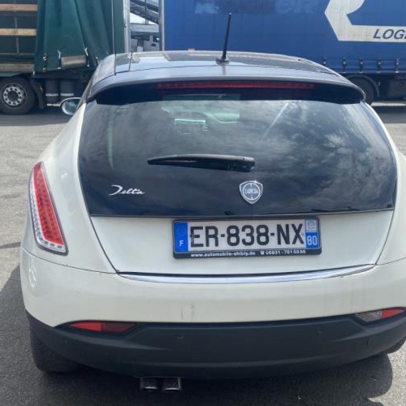 Charniere de capot LANCIA DELTA 3 Photo n°9