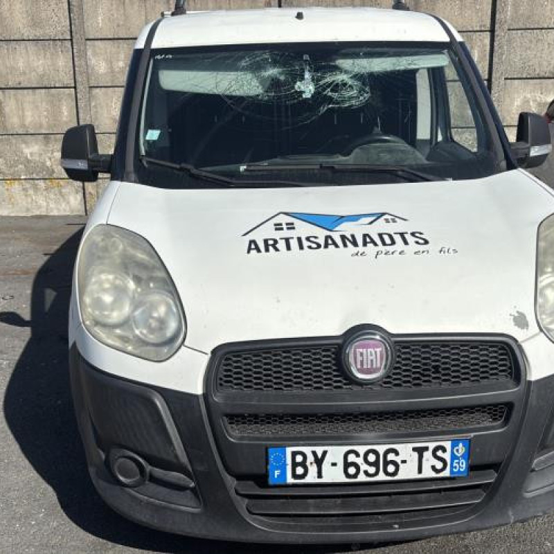 Charniere de capot FIAT DOBLO 2 Photo n°12