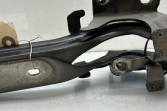 Charniere de capot NISSAN JUKE 1