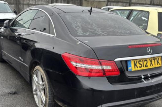 Glace retroviseur droit MERCEDES CLASSE E 207