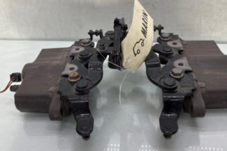 Charniere de capot MERCEDES CLASSE E 207