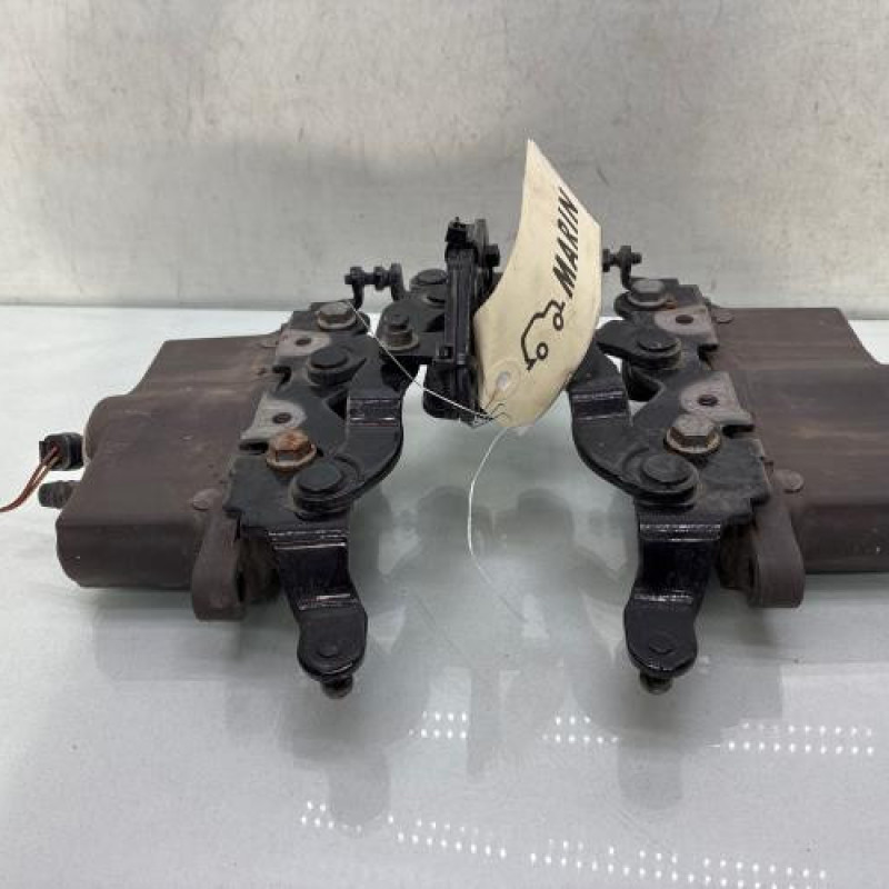 Charniere de capot MERCEDES CLASSE E 207 Photo n°4