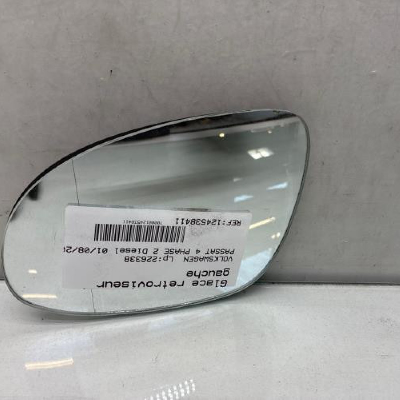 Glace retroviseur gauche VOLKSWAGEN PASSAT 4 Photo n°1