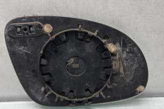 Glace retroviseur gauche VOLKSWAGEN PASSAT 4