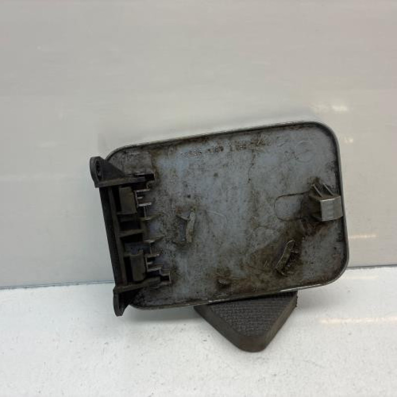 Trappe d'essence PEUGEOT 405 Photo n°3