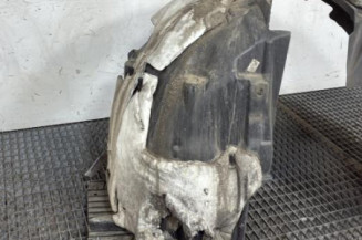 Pare boue avant droit PEUGEOT 208 2