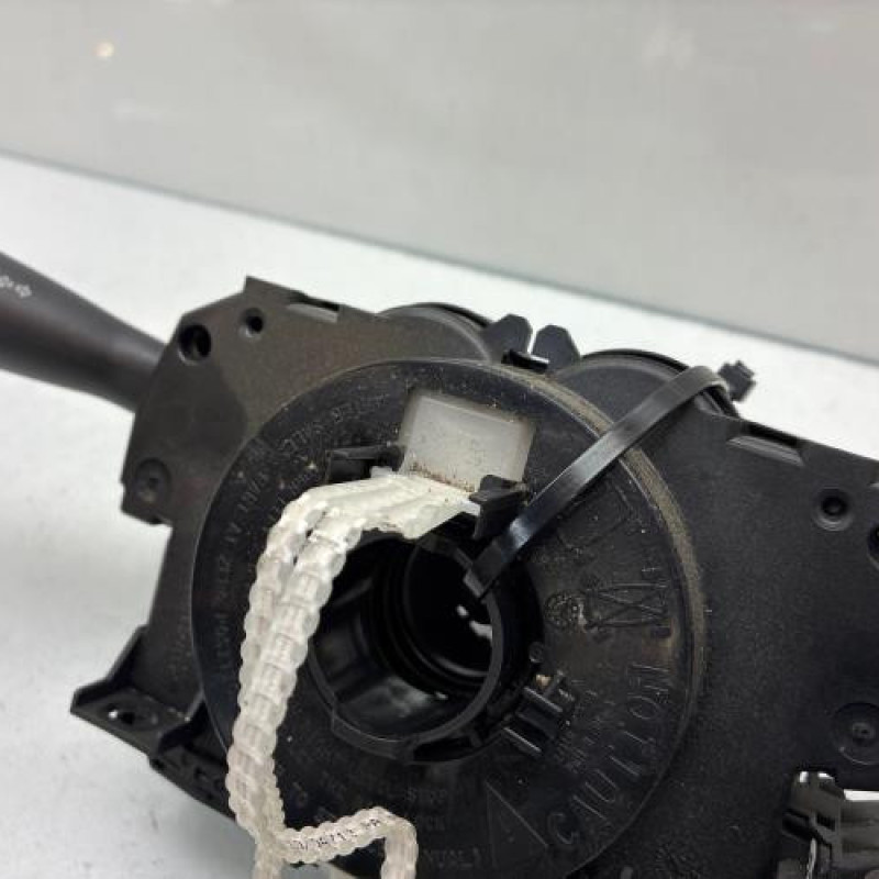 Com (Bloc Contacteur Tournant+Commodo Essuie Glace+Commodo Phare) PEUGEOT EXPERT 2 Photo n°3