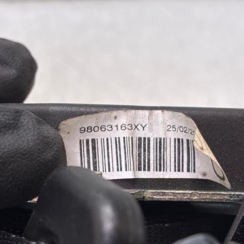 Ceinture arriere droit PEUGEOT 208 1 Photo n°7