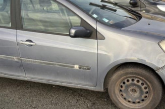 Eclairage de plaque RENAULT CLIO 3