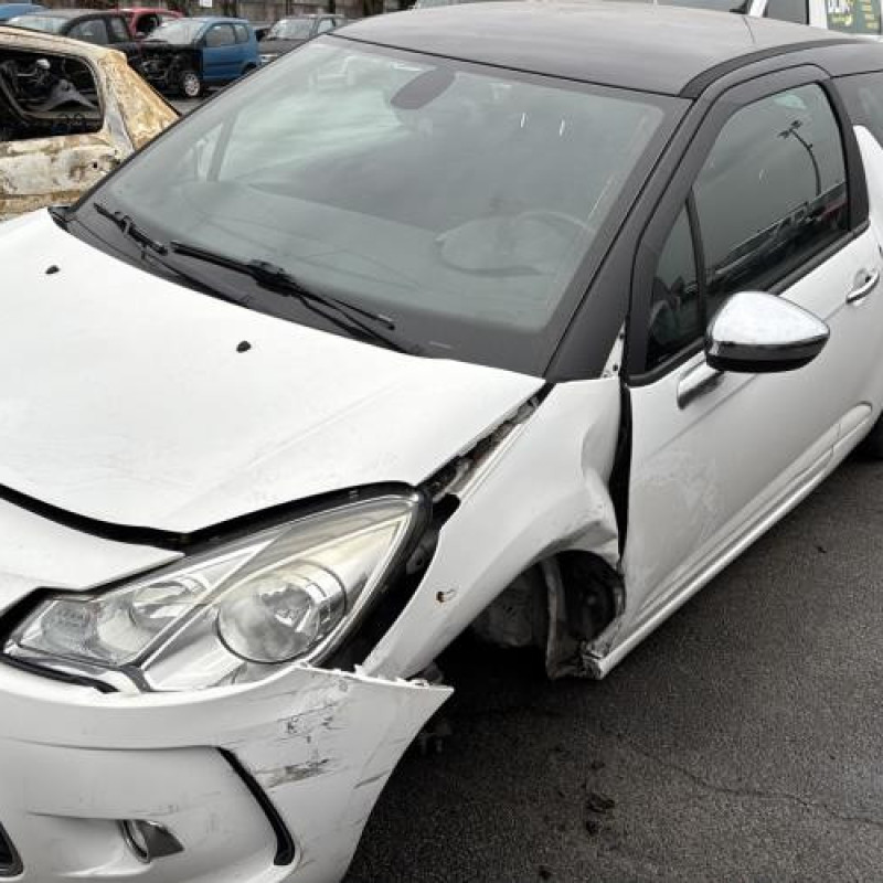 Interrupteur de leve vitre avant droit CITROEN DS3 Photo n°15