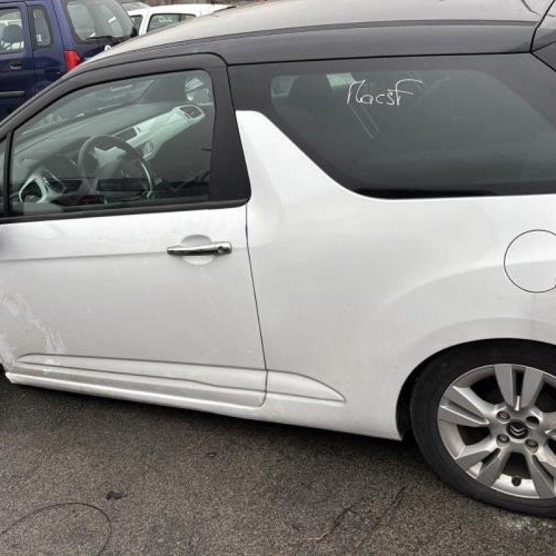 Interrupteur de leve vitre avant droit CITROEN DS3 Photo n°20