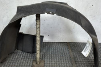 Pare boue avant gauche PEUGEOT 108 Photo n°1