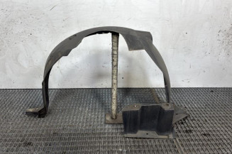 Pare boue avant gauche PEUGEOT 108