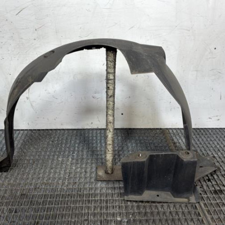 Pare boue avant gauche PEUGEOT 108