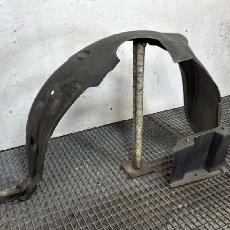 Pare boue avant gauche PEUGEOT 108 Photo n°3