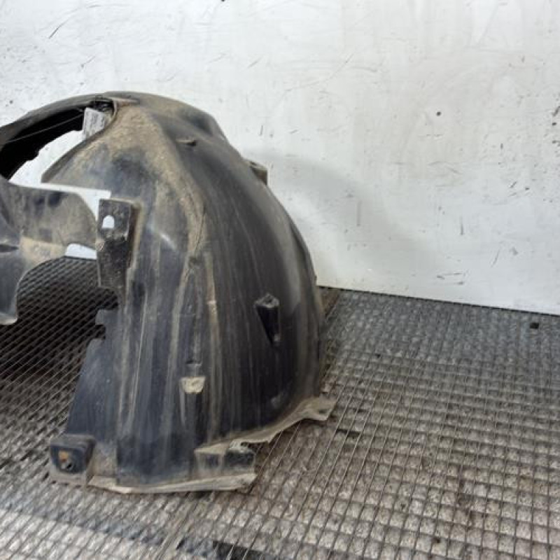 Pare boue avant gauche RENAULT CAPTUR 1 Photo n°3