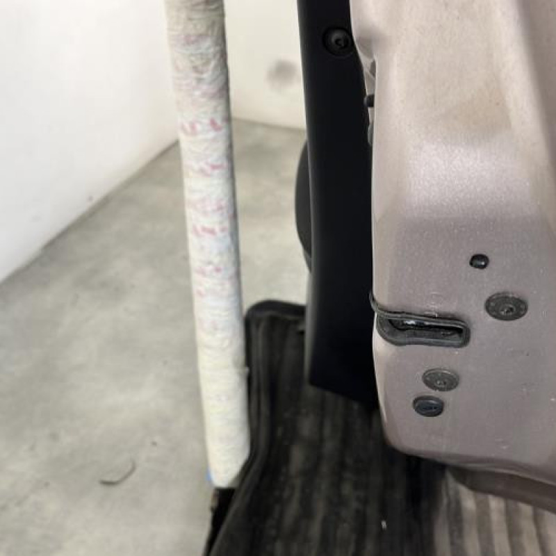 Porte arriere droit PEUGEOT 208 1 Photo n°4