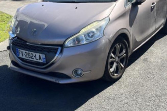 Porte arriere droit PEUGEOT 208 1
