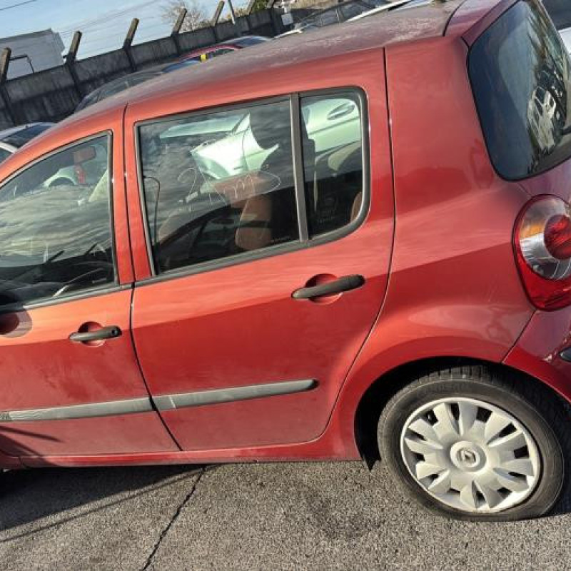 Plage arriere RENAULT MODUS Photo n°8