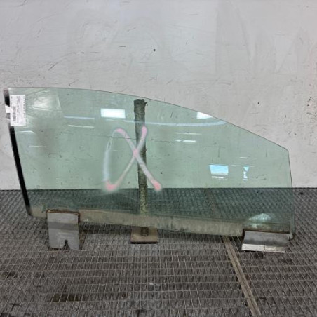 Vitre avant droit PEUGEOT 407 Photo n°1
