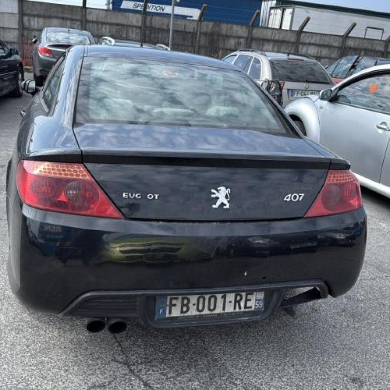 Vitre avant droit PEUGEOT 407 Photo n°7