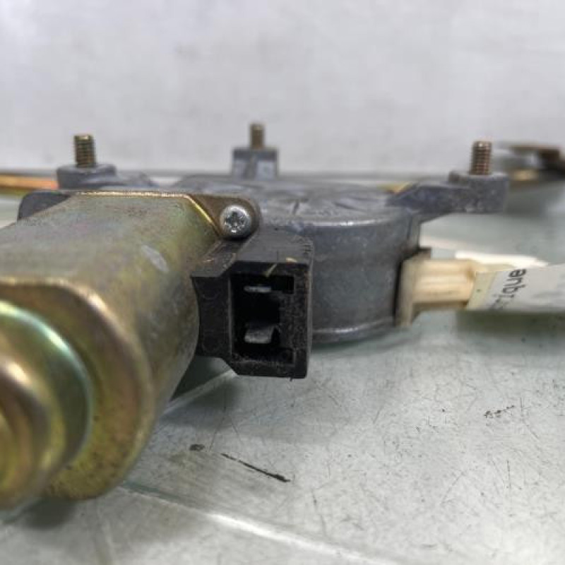 Leve vitre electrique avant droit CITROEN AX Photo n°3