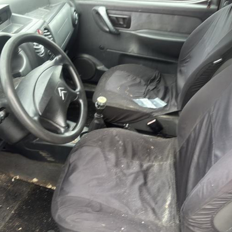 Malle/Hayon arriere CITROEN BERLINGO 1 Photo n°19