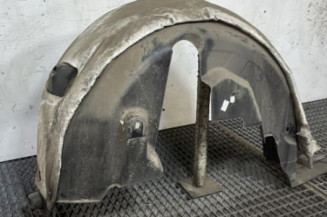 Pare boue arriere droit PEUGEOT 208 2