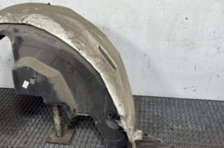 Pare boue arriere droit PEUGEOT 208 2