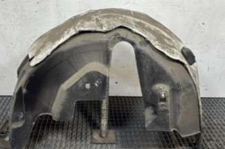 Pare boue arriere gauche PEUGEOT 208 2 Photo n°1