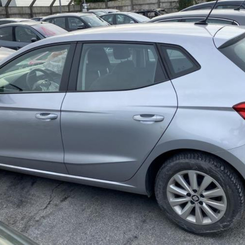 Pare boue arriere gauche SEAT IBIZA 5 Photo n°14