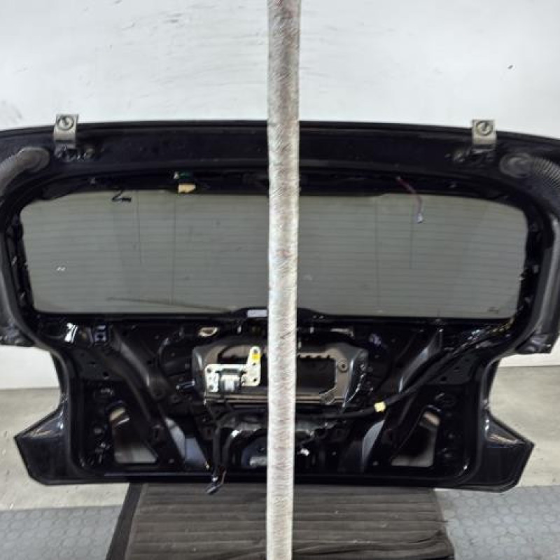 Malle/Hayon arriere AUDI Q2 Photo n°6