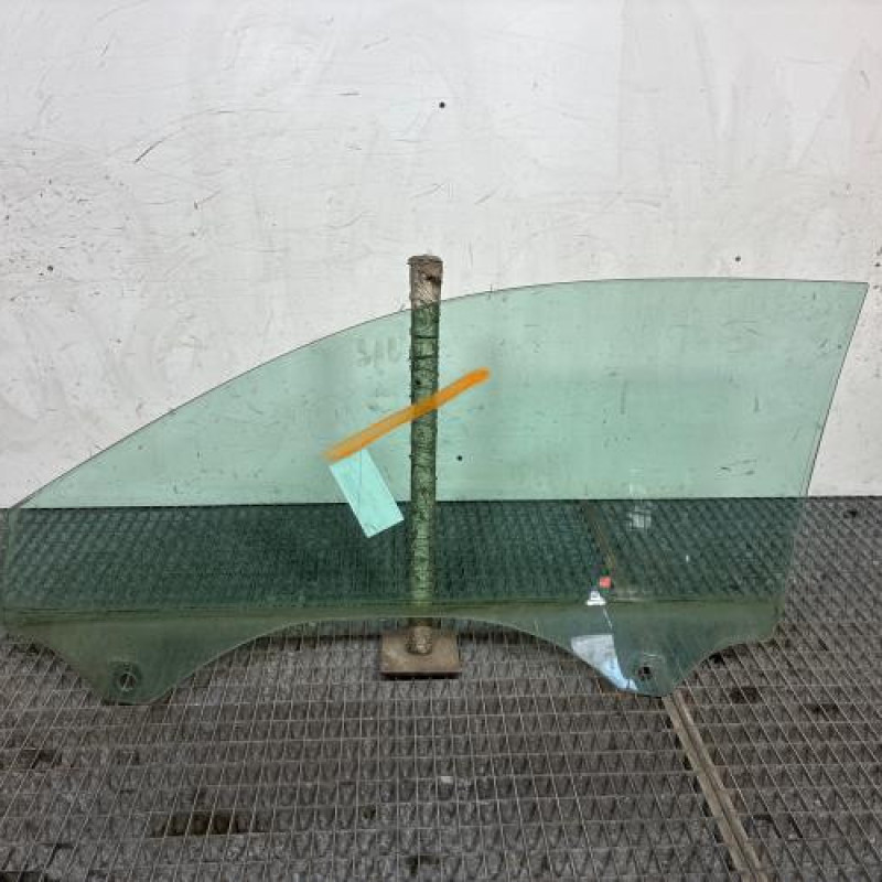 Vitre avant droit AUDI A3 2 Photo n°2