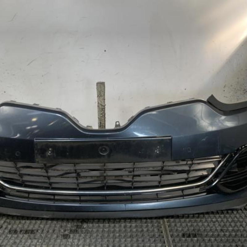 Pare choc avant RENAULT MEGANE 3 Photo n°1